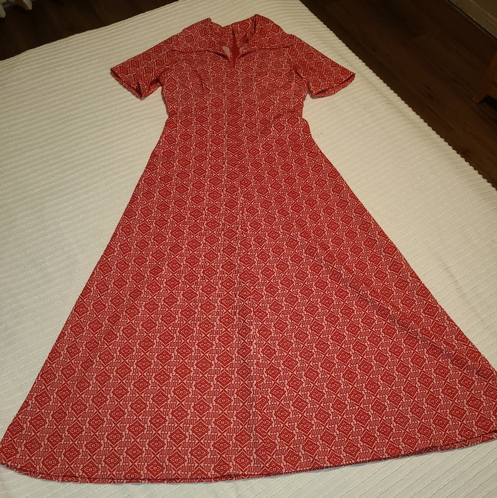 Casual Red A-line Maxi Dress with Notched Collar